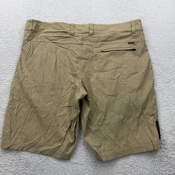 Icebreaker Merino Men's Khaki Cargo Shorts Size 40 Wool Blend Outdoor Casual